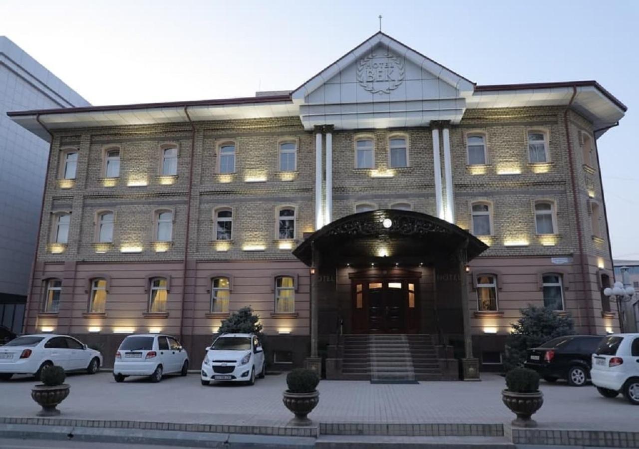 Hotel Bek Tashkent Esterno foto