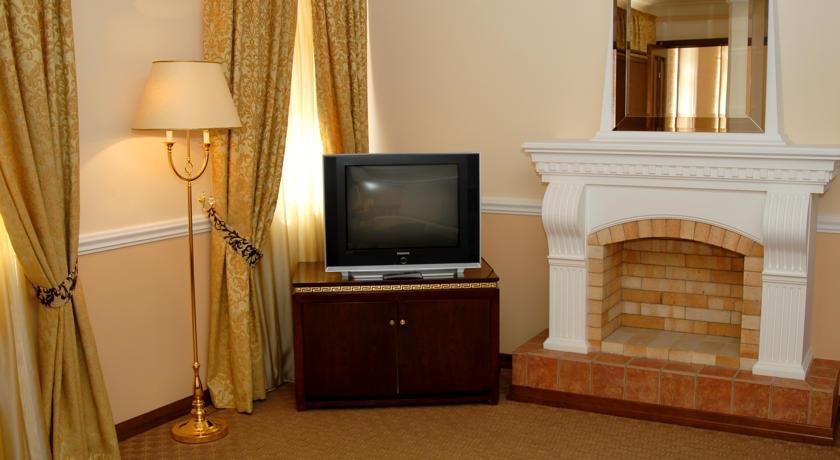 Hotel Bek Tashkent Esterno foto