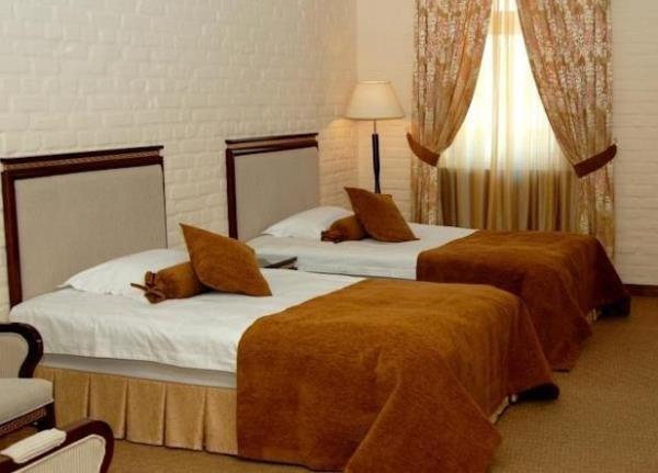 Hotel Bek Tashkent Esterno foto