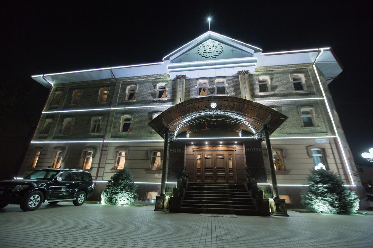 Hotel Bek Tashkent Esterno foto