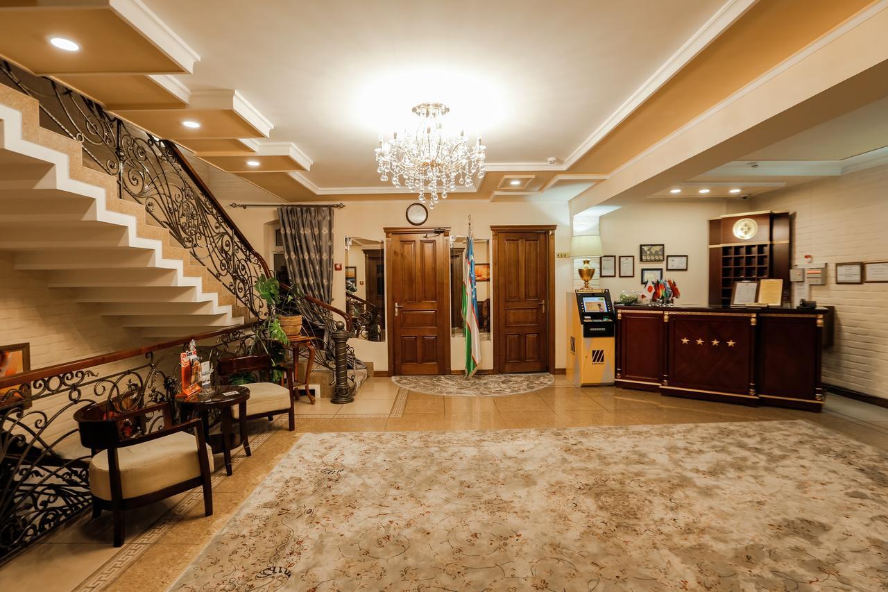 Hotel Bek Tashkent Esterno foto