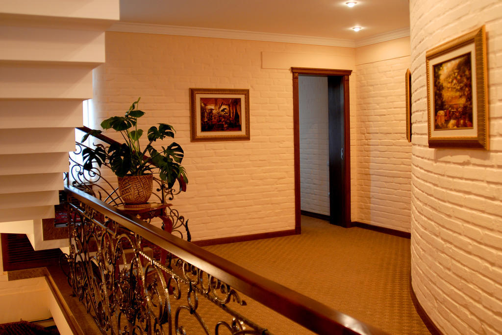 Hotel Bek Tashkent Esterno foto